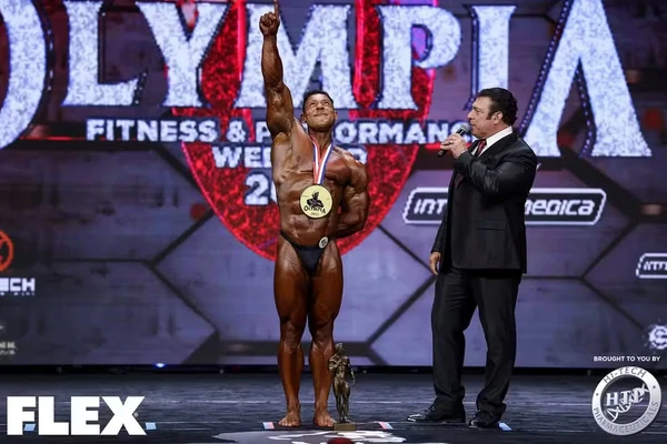 ramon-dino-ficou-com-titulo-no-mr-olympia