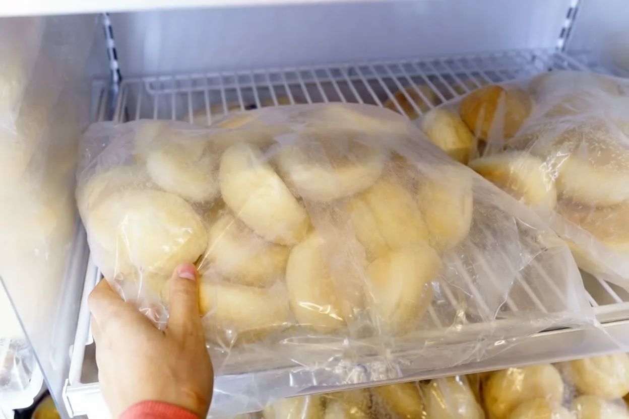 maneira correta de congelar o pão